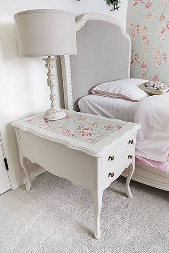 DIY Decoupaged Table